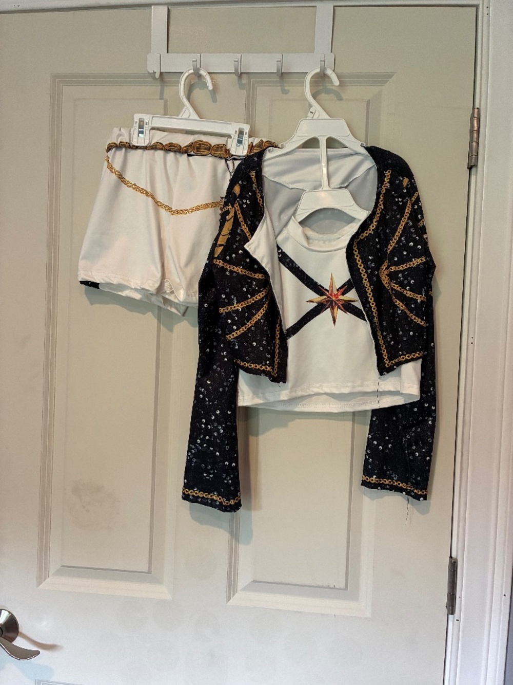 Girls Rumi costume k pop demon hunters